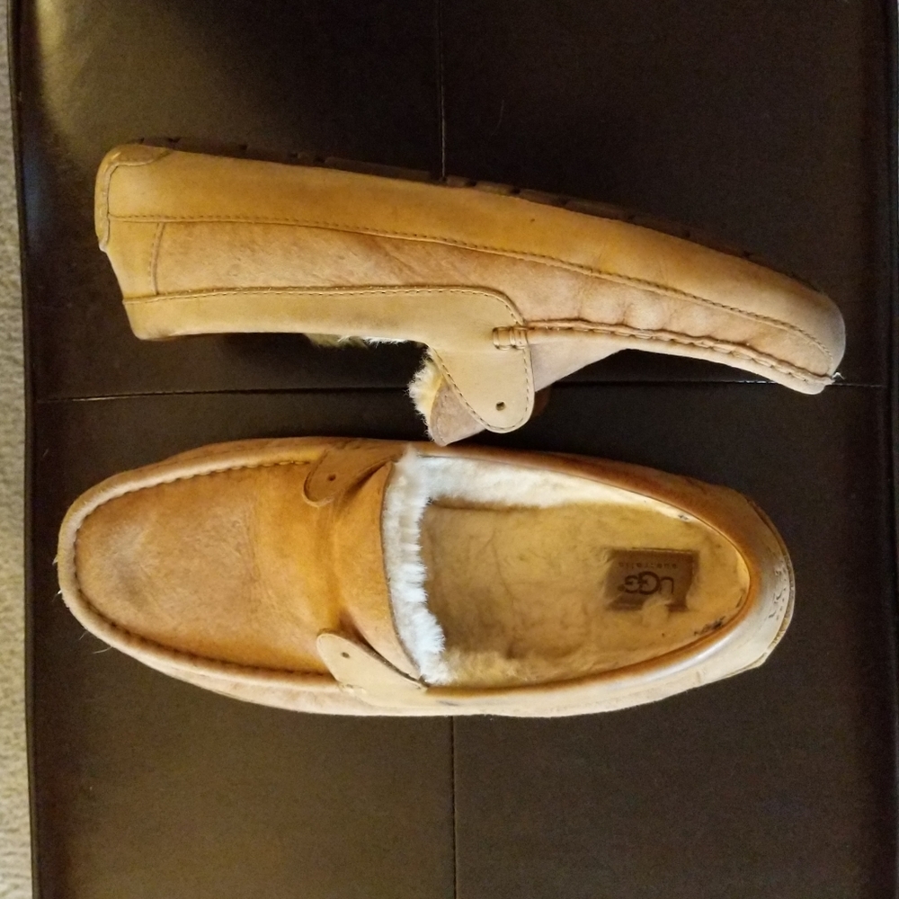 UGG men's slippers 11